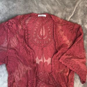 Lace kimono with ties